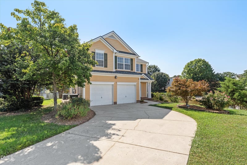6 Spinnaker Ct, Durham, NC 27703