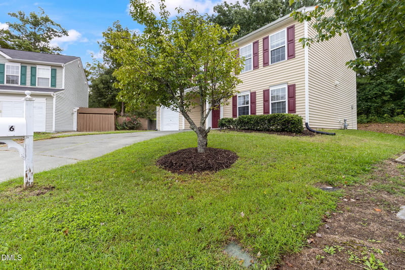6 Stepney Ct, Durham, NC 27713