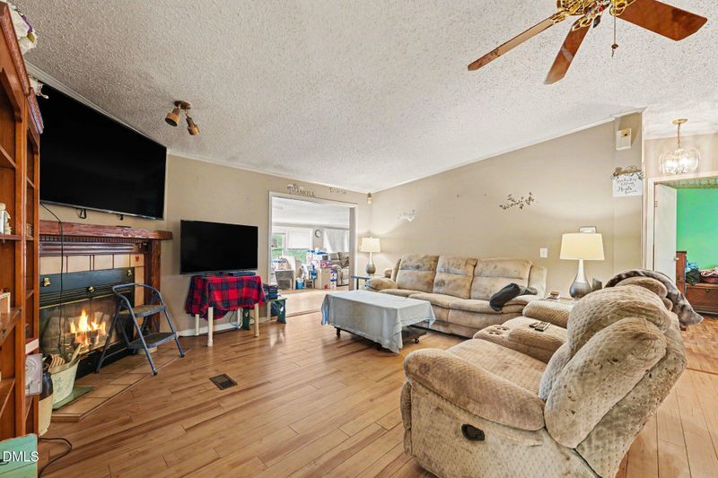 600 Mill Creek Church Rd, Four Oaks, NC 27524