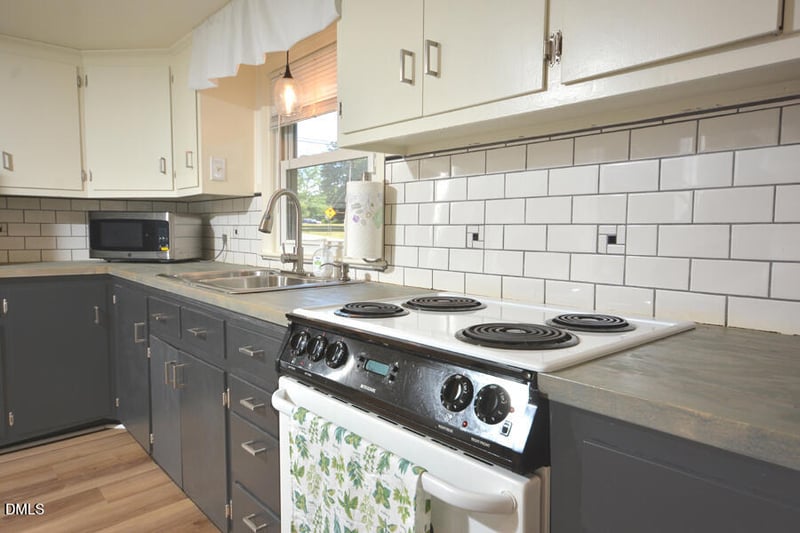 600 Trail 3, Burlington, NC 27215