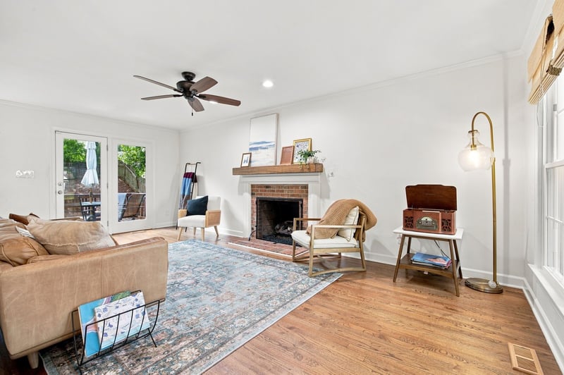 6000 Knollrock Dr, Raleigh, NC 27612