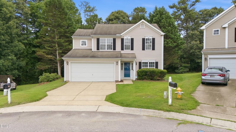6001 Crayford Dr, Raleigh, NC 27604