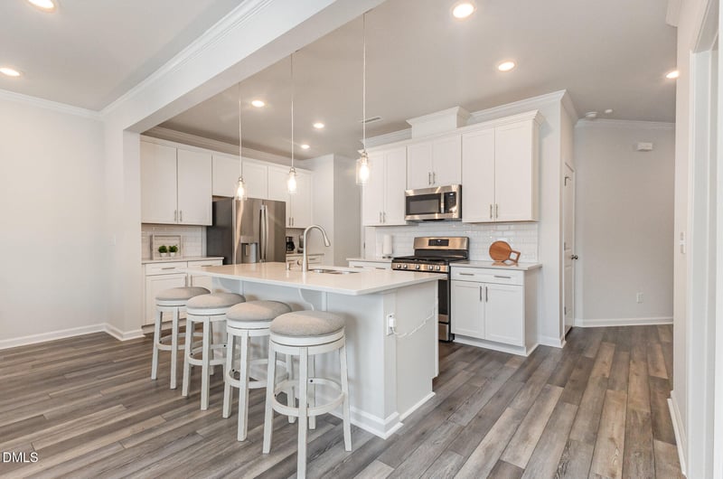 6002 Renew Pl, Raleigh, NC 27616