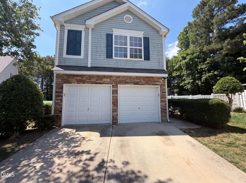 6005 Silkwater Ct, Raleigh, NC 27610
