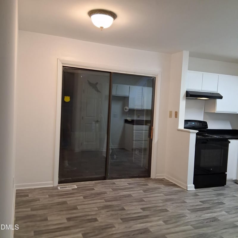 6014 Farm Gate Rd, Raleigh, NC 27606