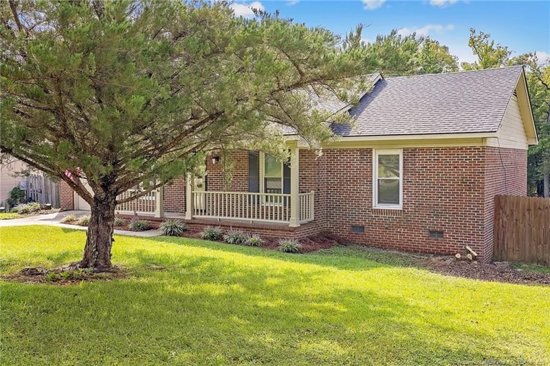 6017 Dunbridge Dr, Fayetteville, NC 28314