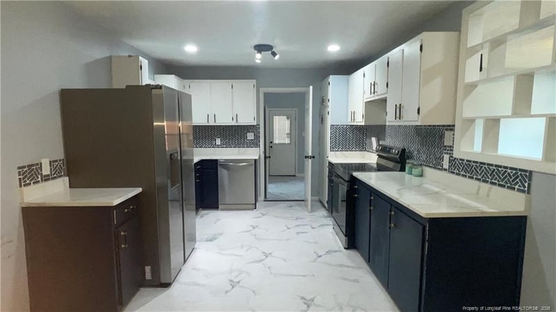 6018 Elstree Pl, Fayetteville, NC 28314