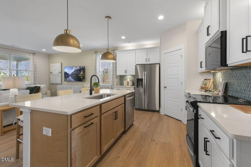 603 Providence Creek Dr, Fuquay Varina, NC 27526