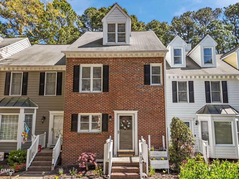 6036 Epping Forest Dr, Raleigh, NC 27613