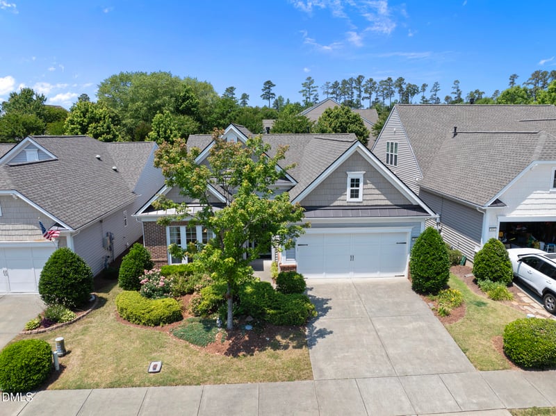 604 Bloomsbury Pl, Cary, NC 27519
