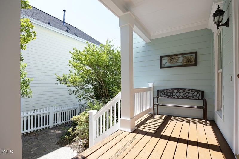 605 Carpenter Town Ln, Cary, NC 27519