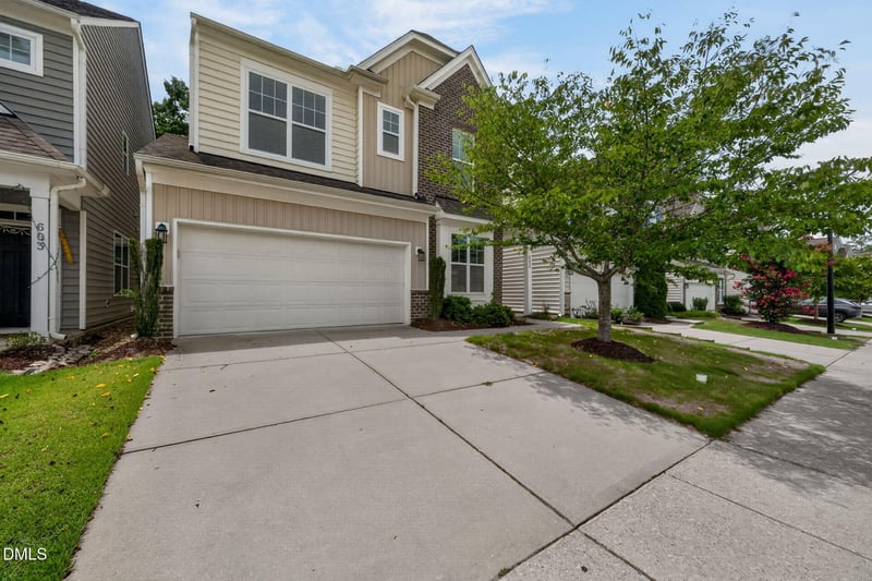 605 Finnbar Dr, Cary, NC 27519