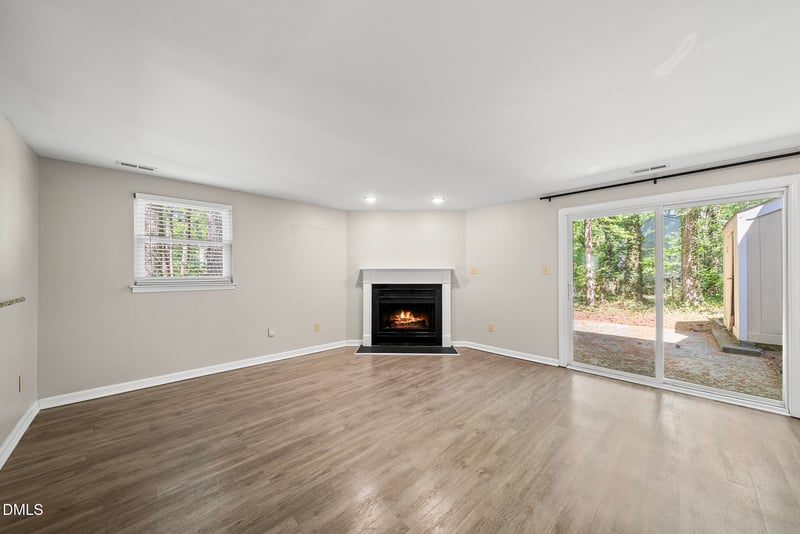 606 Middleton Ave, Cary, NC 27513