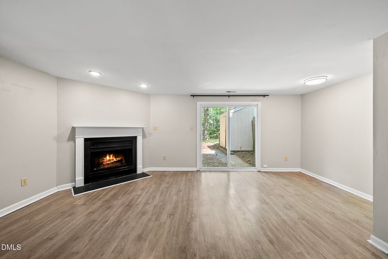 606 Middleton Ave, Cary, NC 27513