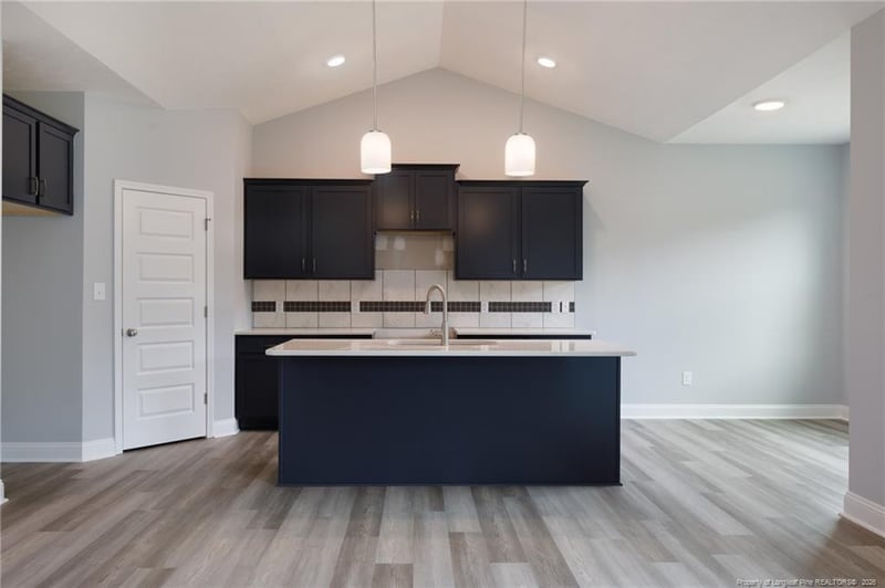 6077 Ari Ct, Fayetteville, NC 28312