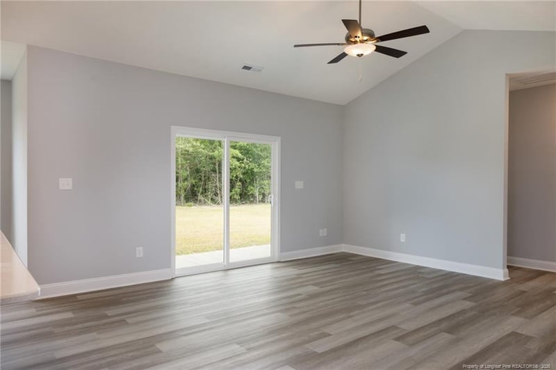 6077 Ari Ct, Fayetteville, NC 28312