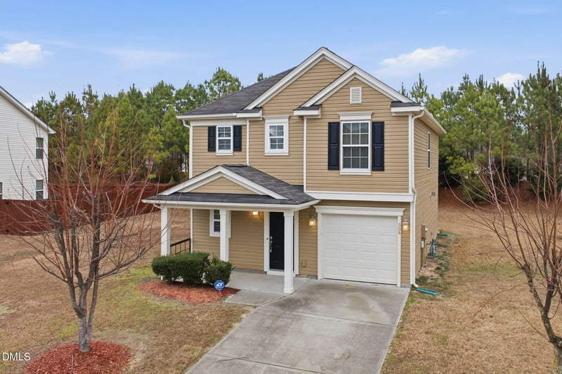 608 Chalcedony Ct, Durham, NC 27703