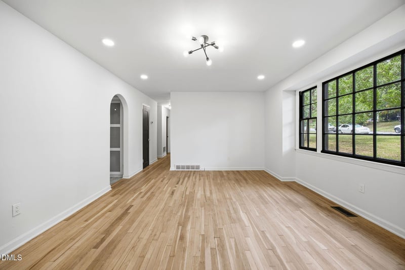 608 Dennis Ave, Raleigh, NC 27604