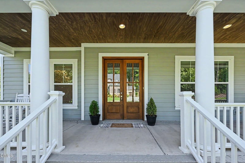608 Peninsula Forest Pl, Cary, NC 27519