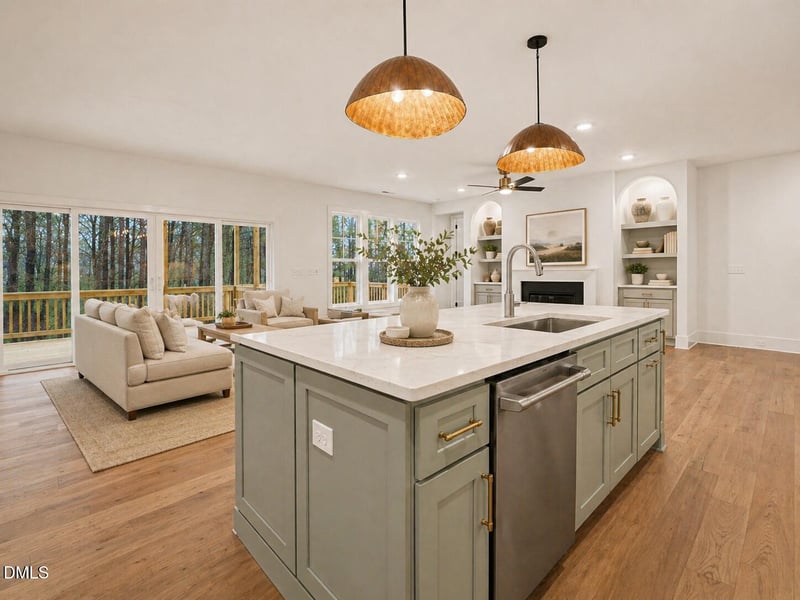 608 Sage Ct, Fuquay Varina, NC 27526