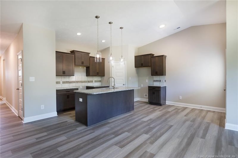 6080 Ari Ct, Fayetteville, NC 28312