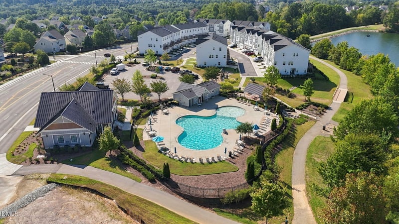 609 Lake Holding St, Wake Forest, NC 27587
