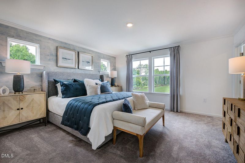 61 Shay St, Angier, NC 27501