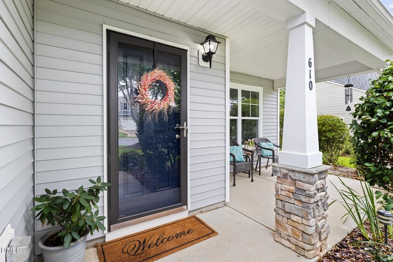 610 Collington Dr, Mebane, NC 27302