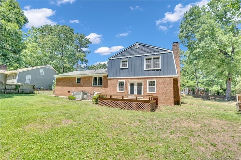 610 SE Maynard Rd, Cary, NC 27511