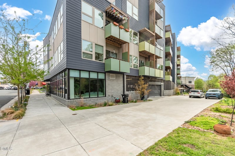 610 Trent Dr #504, Durham, NC 27705