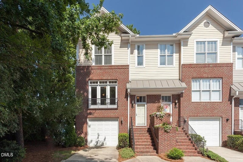 6101 Shandwick Ct, Raleigh, NC 27609