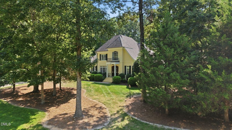 6102 Treyburn Point Dr, Durham, NC 27712