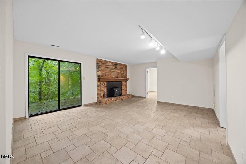 611 Greenwood Rd Exd, Chapel Hill, NC 27514