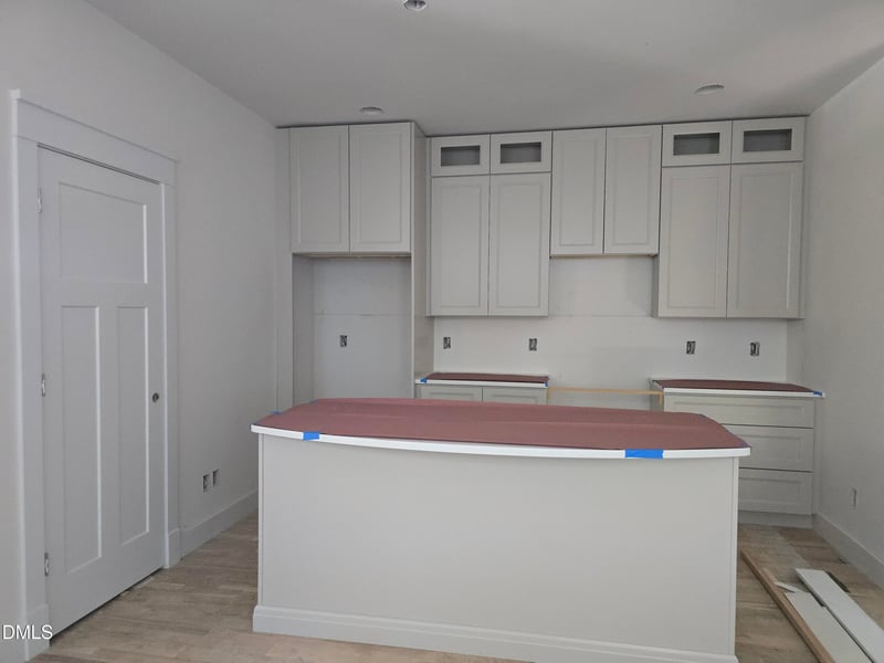 612 Hemlock Ave, Durham, NC 27707