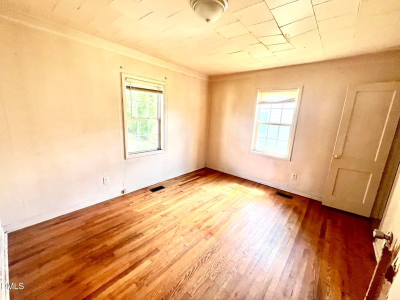 612 Maryland Ave, Burlington, NC 27217