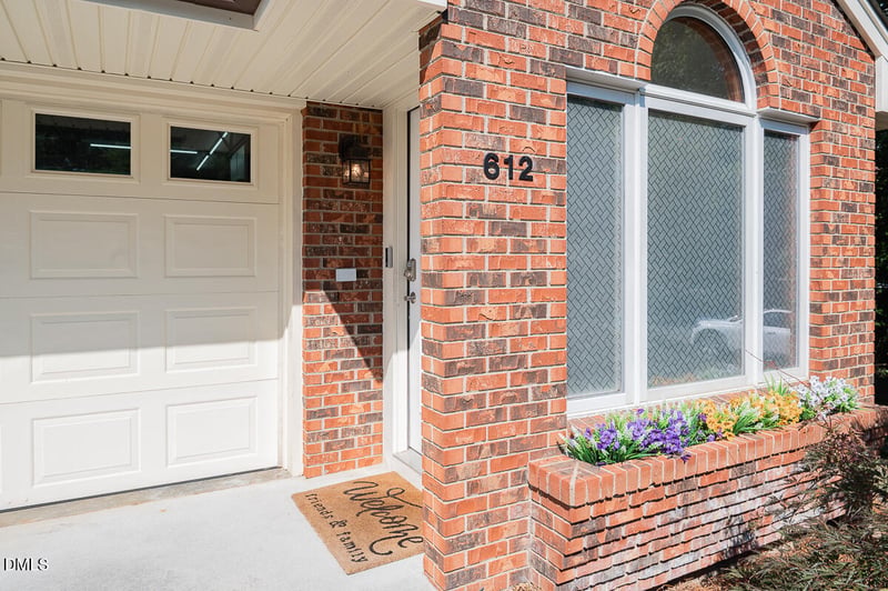 612 Wildwood Ln, Graham, NC 27253