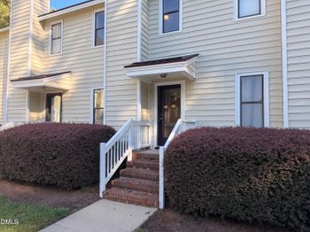 6125 Loch Laural Ln, Raleigh, NC 27613