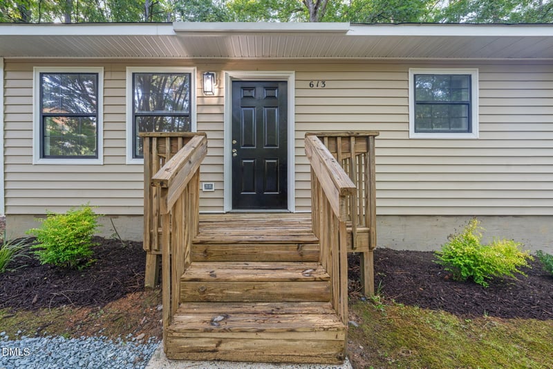 613 Locust Rd, Hillsborough, NC 27278