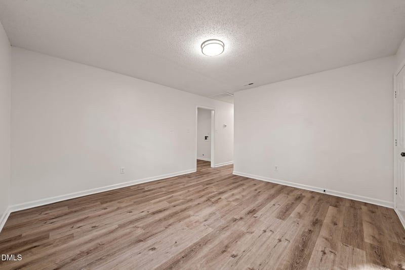 613 Locust Rd, Hillsborough, NC 27278