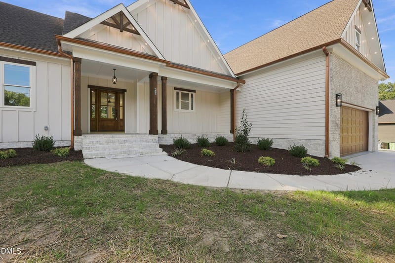 613 Pearces Rd, Zebulon, NC 27597