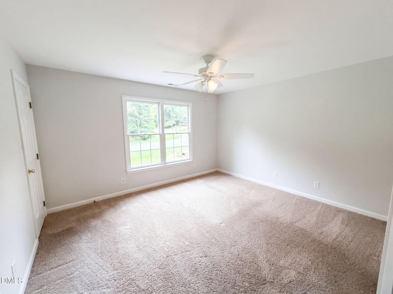614 Lafayette Dr, Hillsborough, NC 27278