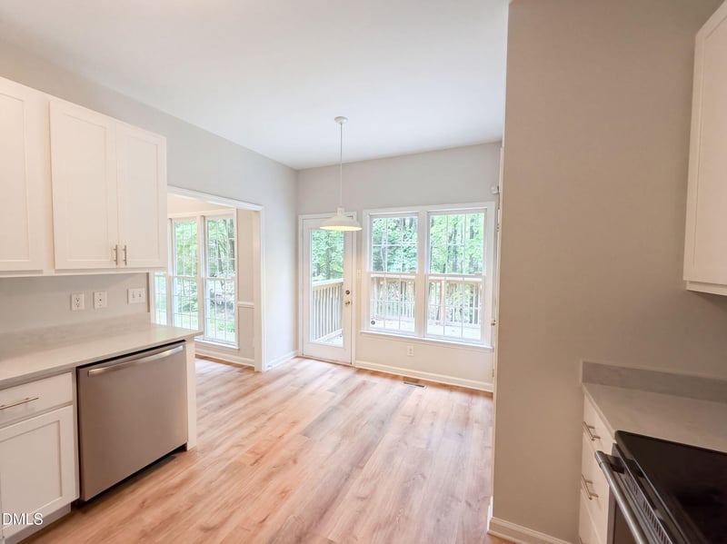 614 Lafayette Dr, Hillsborough, NC 27278