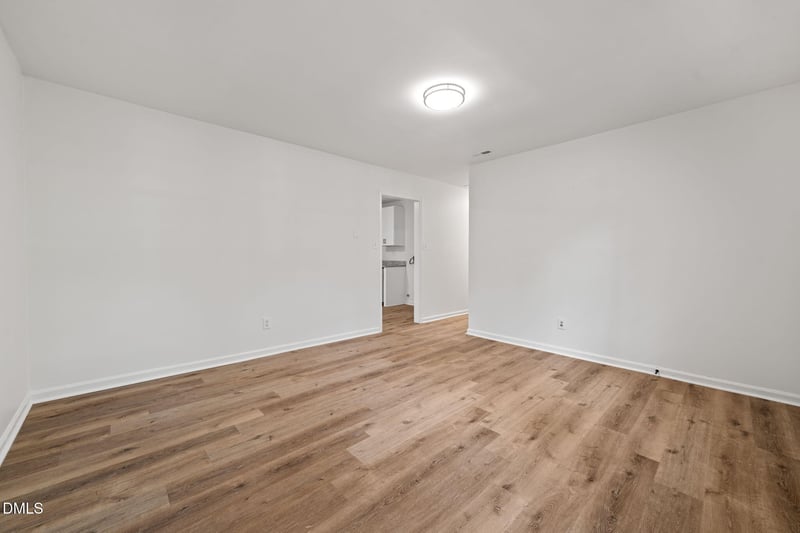 614 Locust Rd, Hillsborough, NC 27278