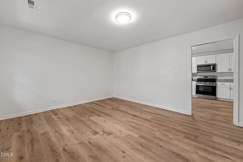 614 Locust Rd, Hillsborough, NC 27278