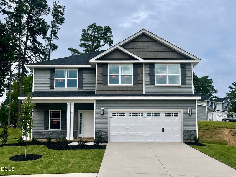 614 Melrose Ct, Sanford, NC 27330