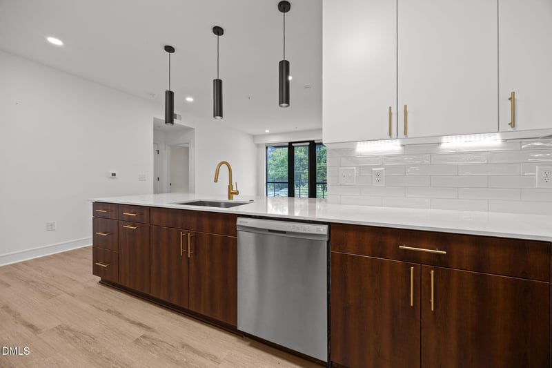 615 W Peace St #307, Raleigh, NC 27605