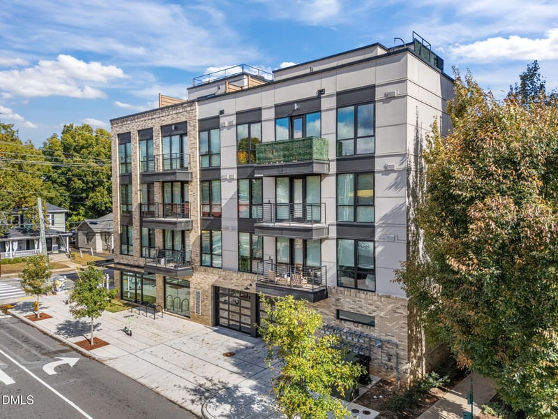 615 W Peace St #308, Raleigh, NC 27605