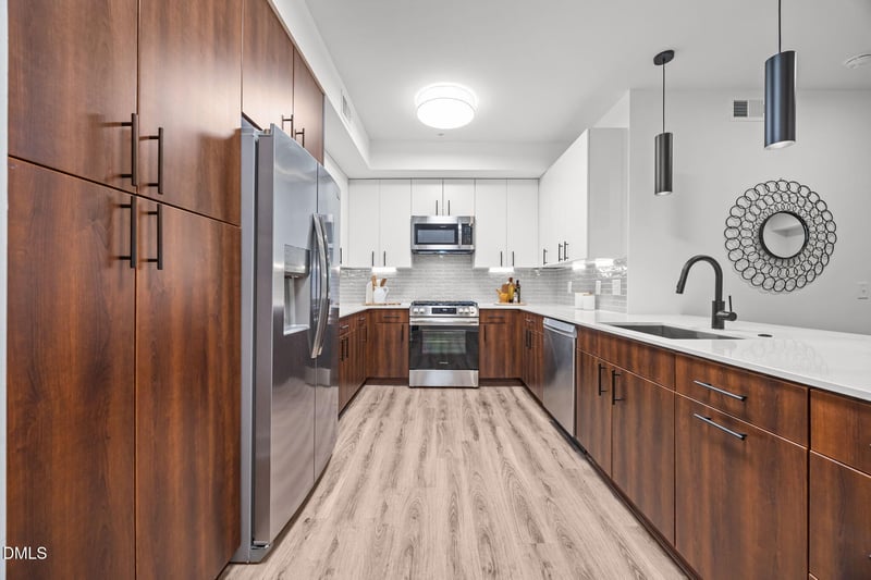 615 W Peace St #308, Raleigh, NC 27605