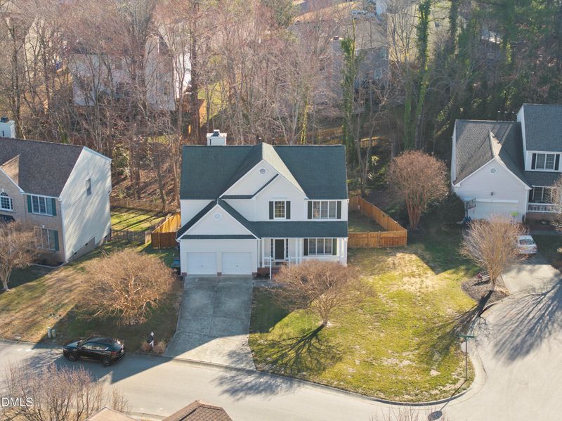 615 Southshore Pw, Durham, NC 27703