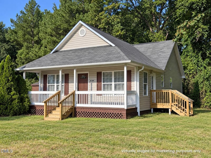 6158 Lonestar Rd, Fayetteville, NC 28303